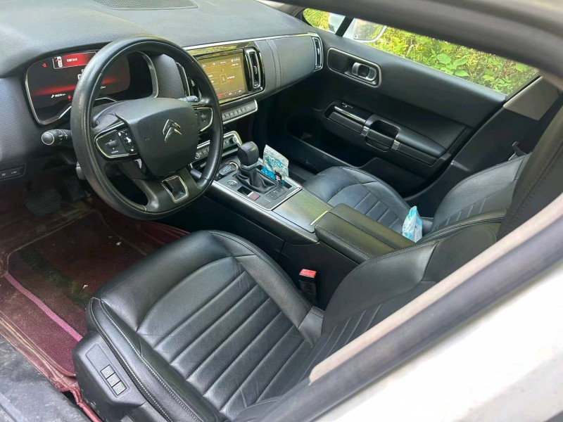 无锡17年雪铁龙C64