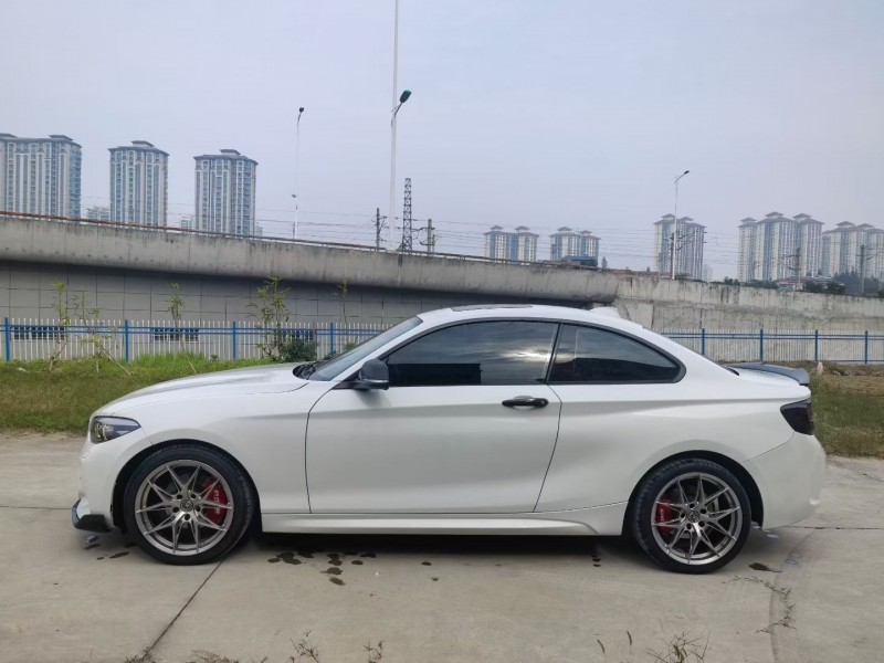 襄阳19年宝马2系7