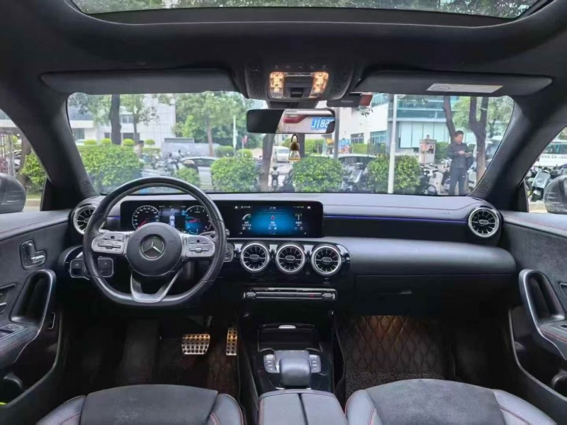 深圳23年奔驰CLA8