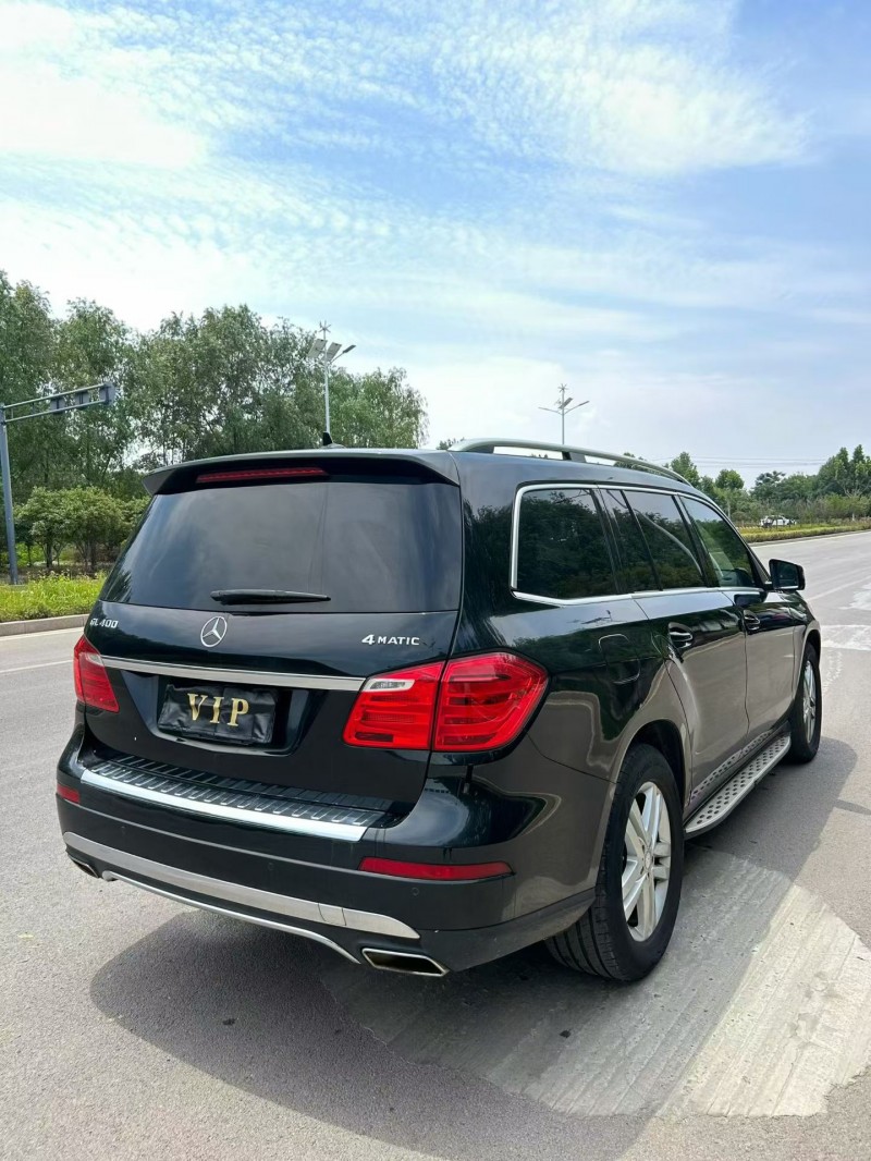 威海16年奔驰GL9