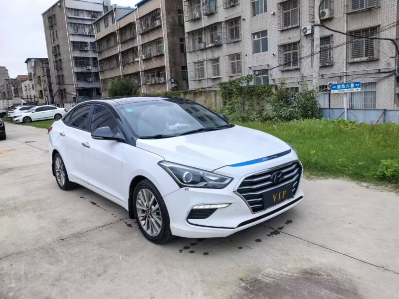 襄阳18年现代名图2