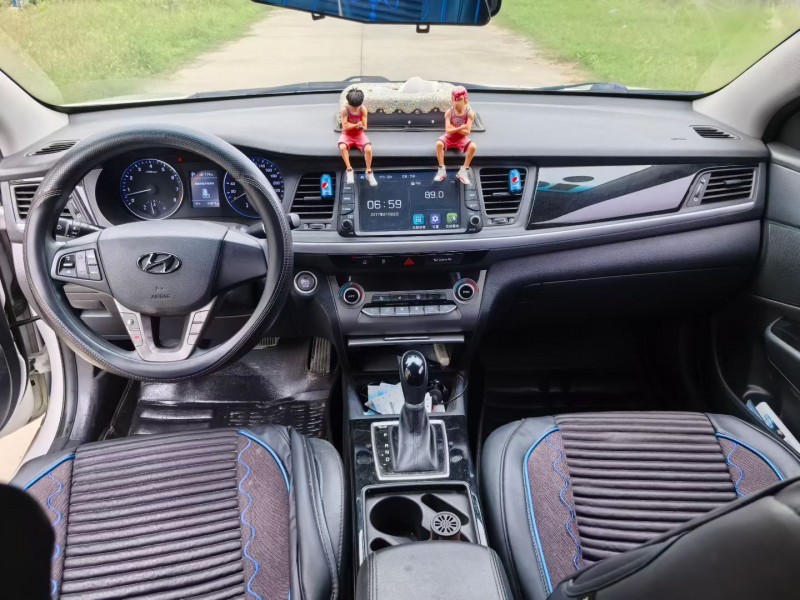 襄阳18年现代名图6