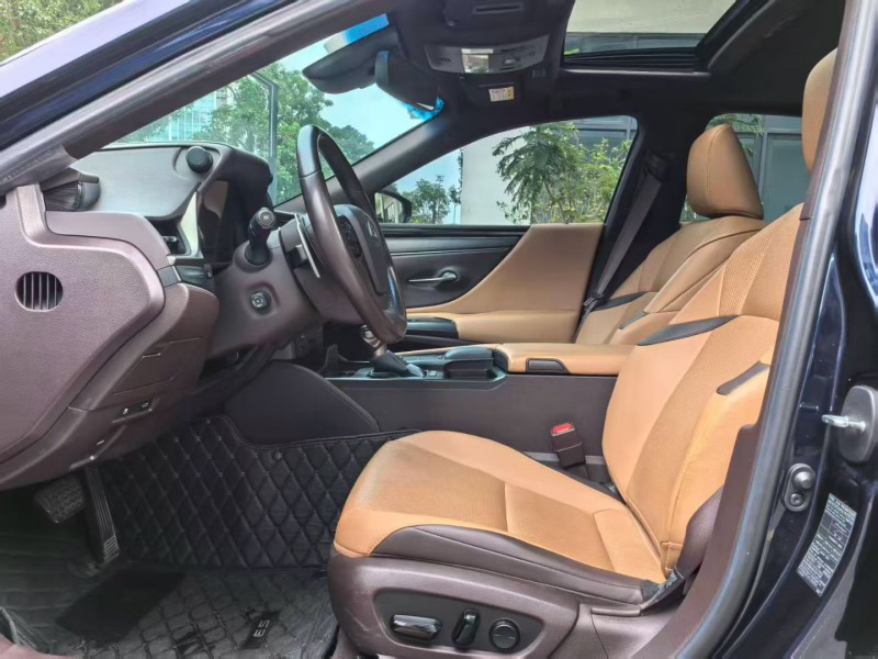 深圳21年雷克萨斯ES4