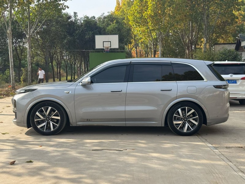 郑州23年理想L86