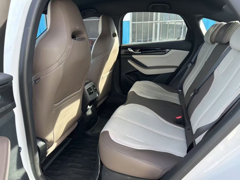 汕头24年比亚迪秦6