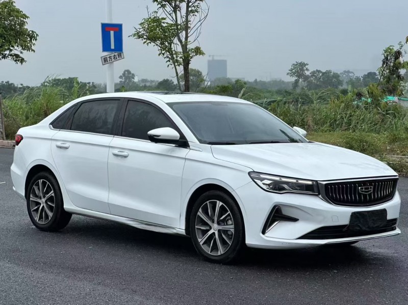 汕头23年吉利帝豪2