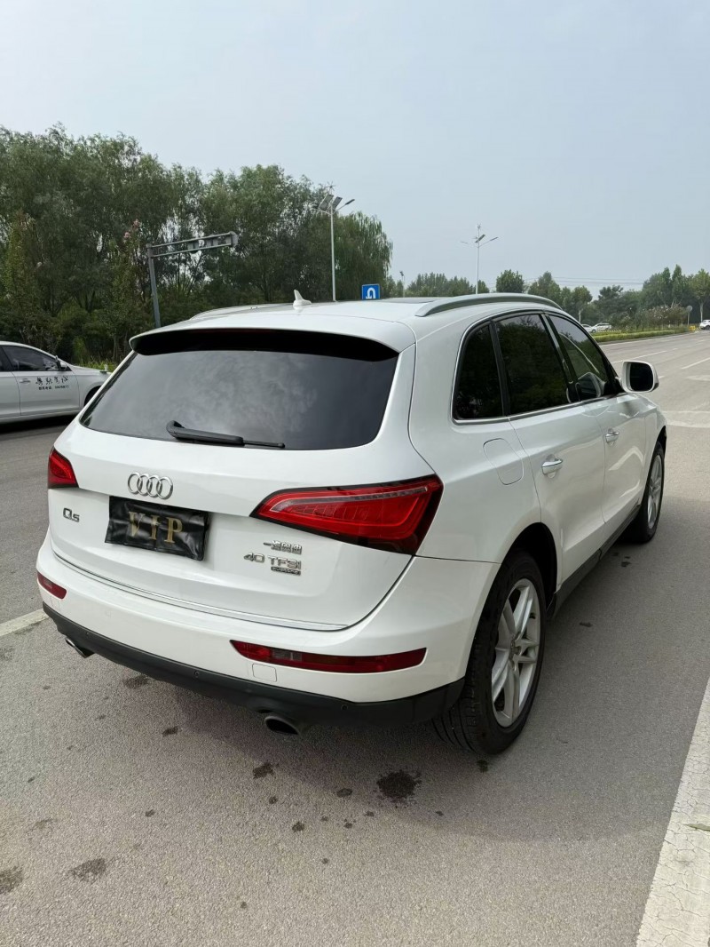 枣庄17年奥迪Q58