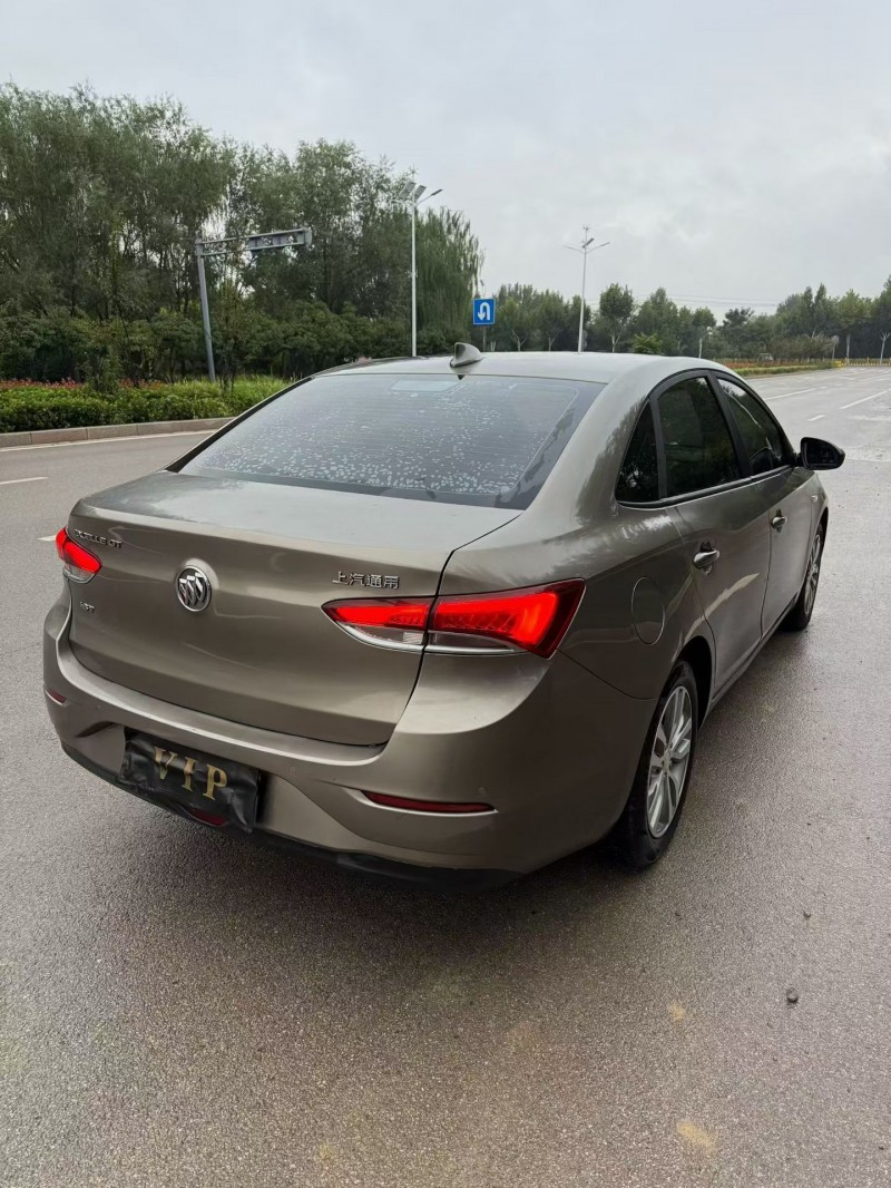 烟台20年别克英朗8