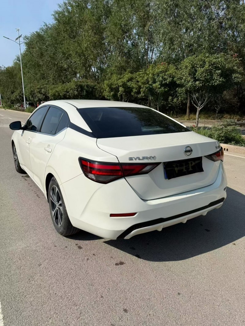 济宁20年日产蓝鸟9