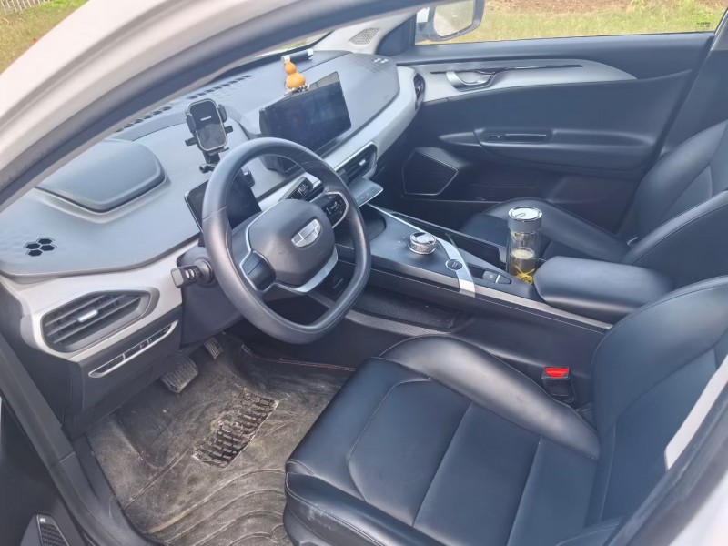 襄阳24年吉利几何5