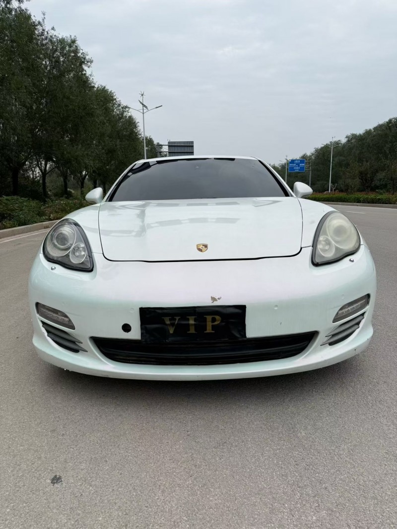 淄博12年保时捷帕拉梅拉1