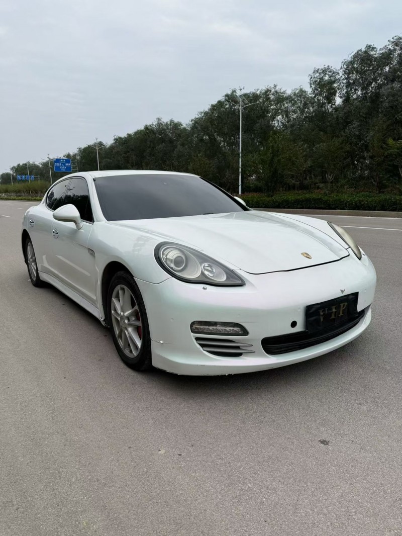 淄博12年保时捷帕拉梅拉2