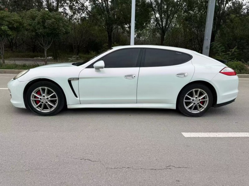 淄博12年保时捷帕拉梅拉7