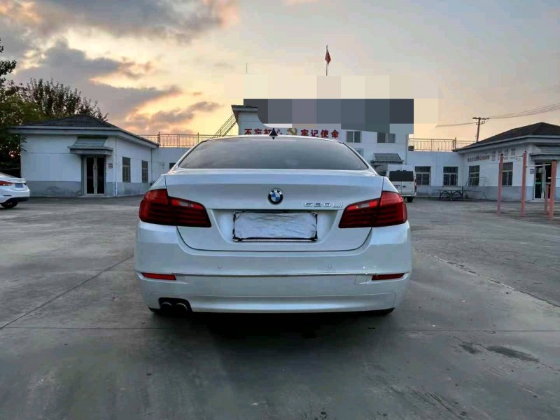徐州17年宝马5系9