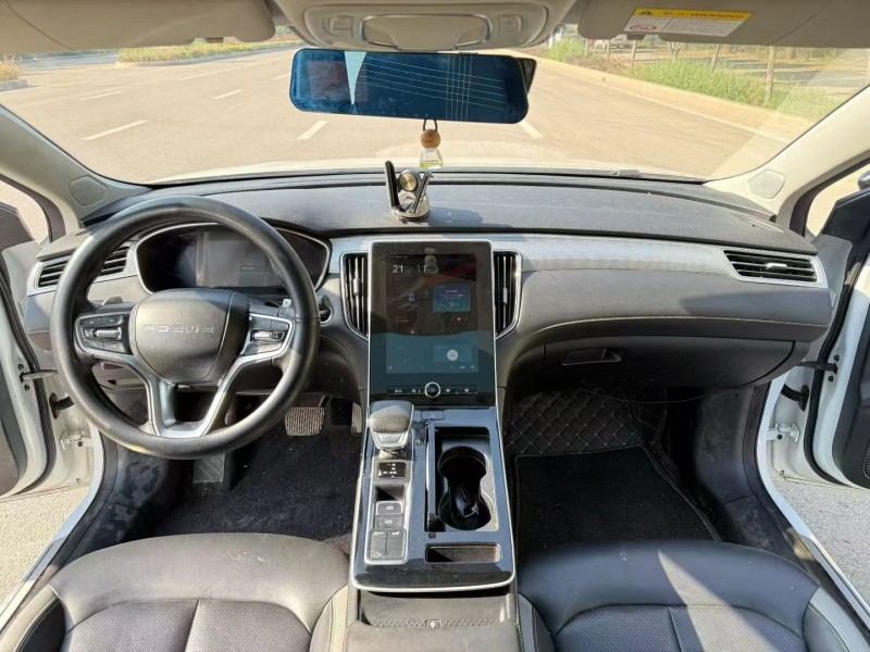 泰安21年荣威i66