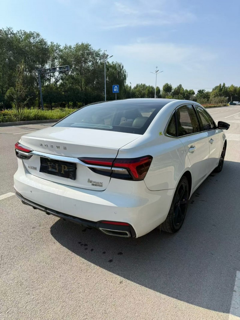 泰安21年荣威i69