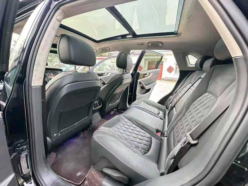 徐州20年红旗HS55