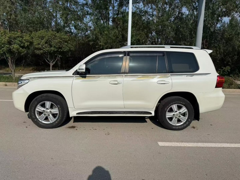 烟台16年丰田兰德酷路泽7