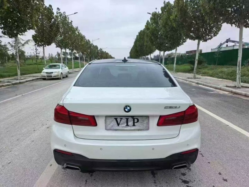 郑州20年宝马5系8