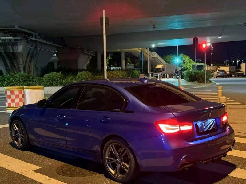 广州18年宝马3系9