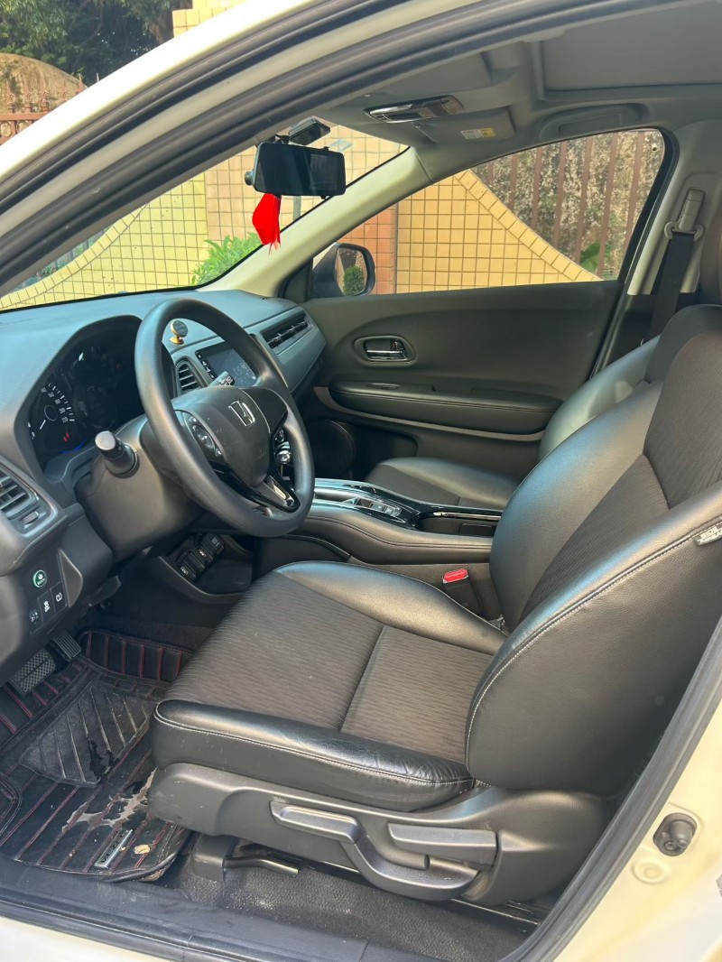 东莞19年本田缤智8
