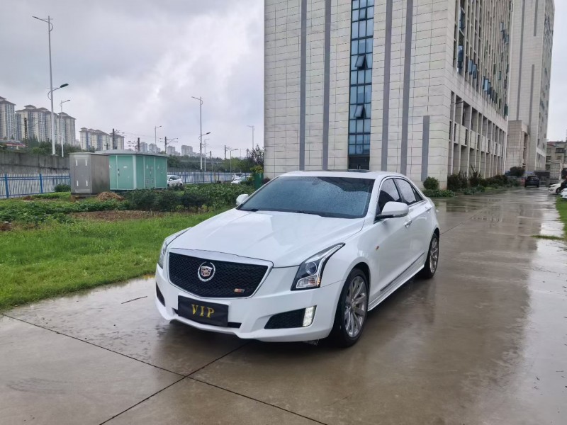 襄阳16年凯迪拉克ATS2