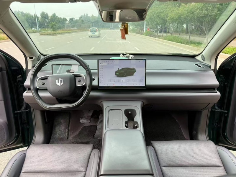 枣庄24年零跑汽车C105