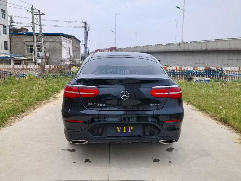 襄阳19年奔驰GLC9