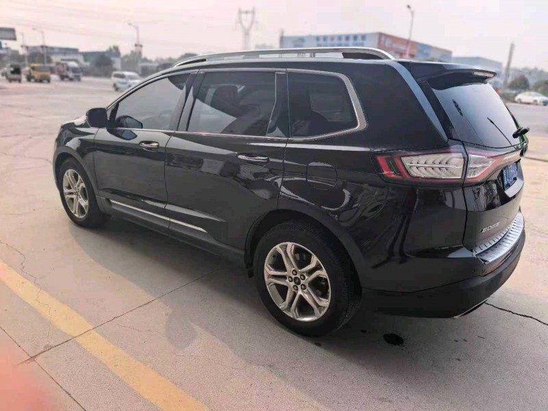 保定16年福特锐界8