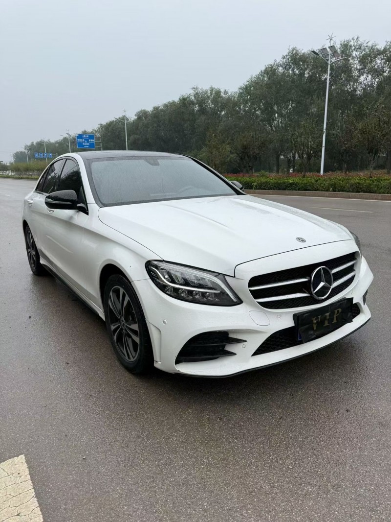 东营19年奔驰C3