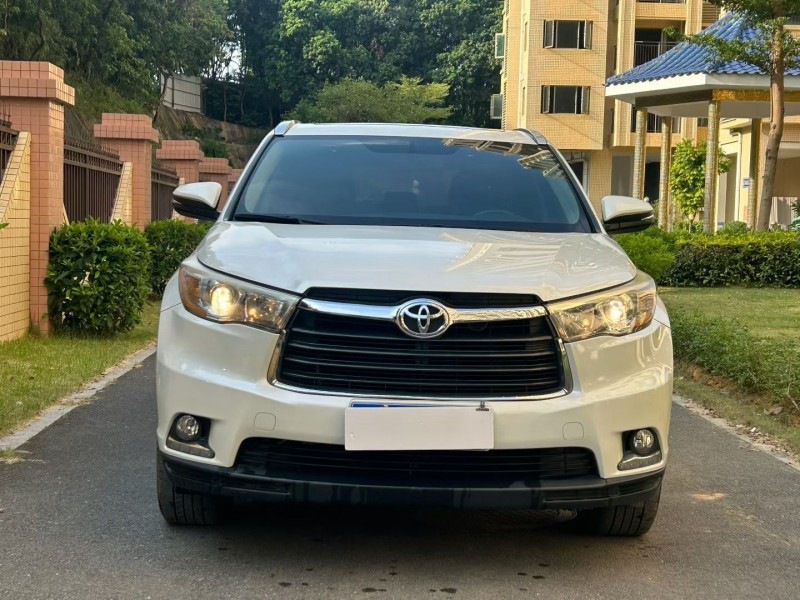 中山16年丰田汉兰达1