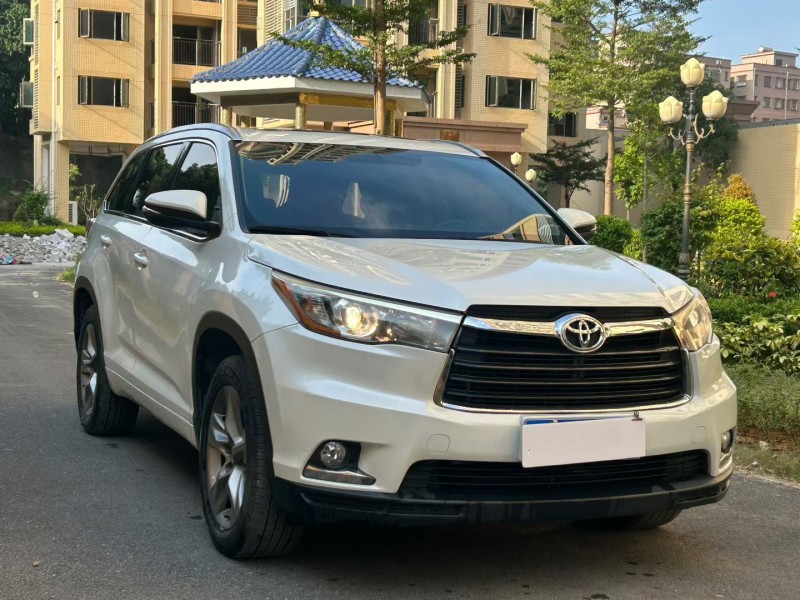 中山16年丰田汉兰达2