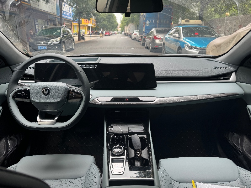 娄底25年长安汽车锐程2