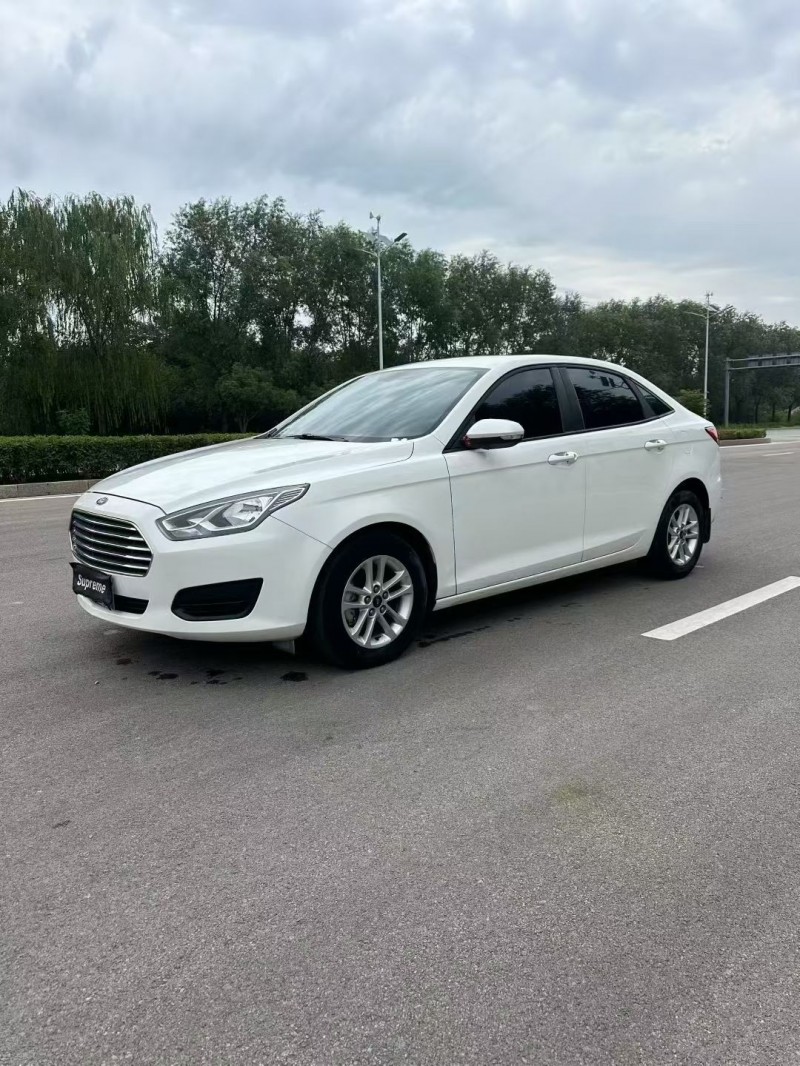 济南21年福特福睿斯2