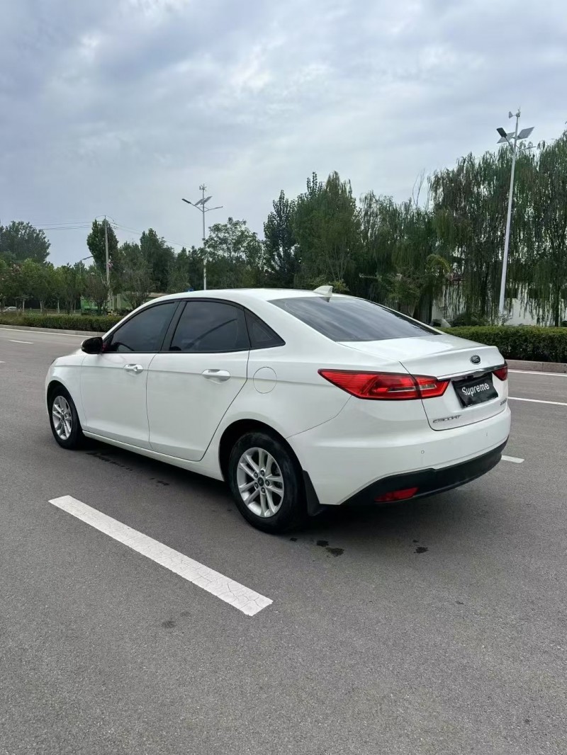 济南21年福特福睿斯9