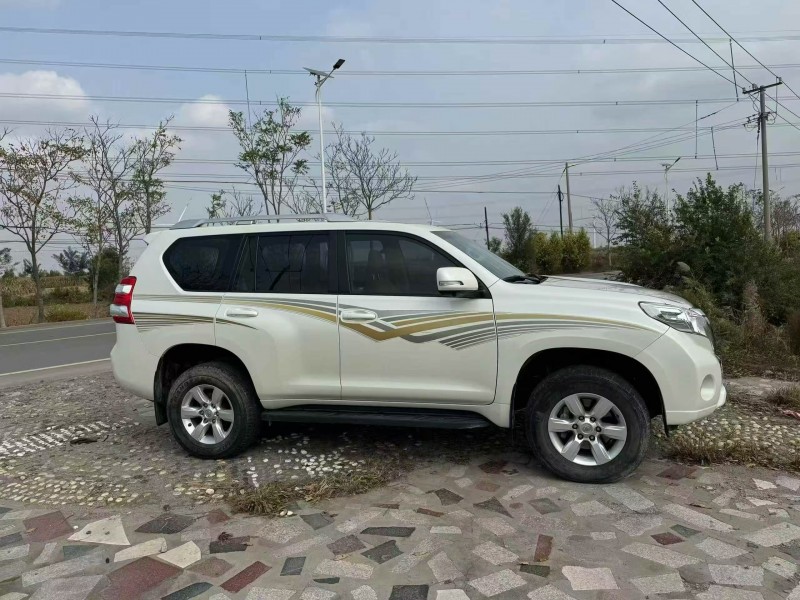 沧州17年丰田普拉多2