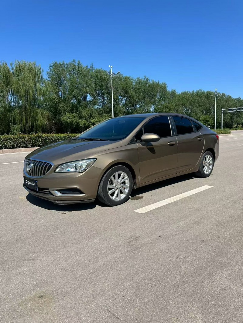 潍坊16年别克威朗3