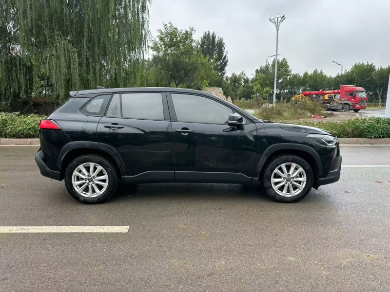 泰安24年丰田锐放8