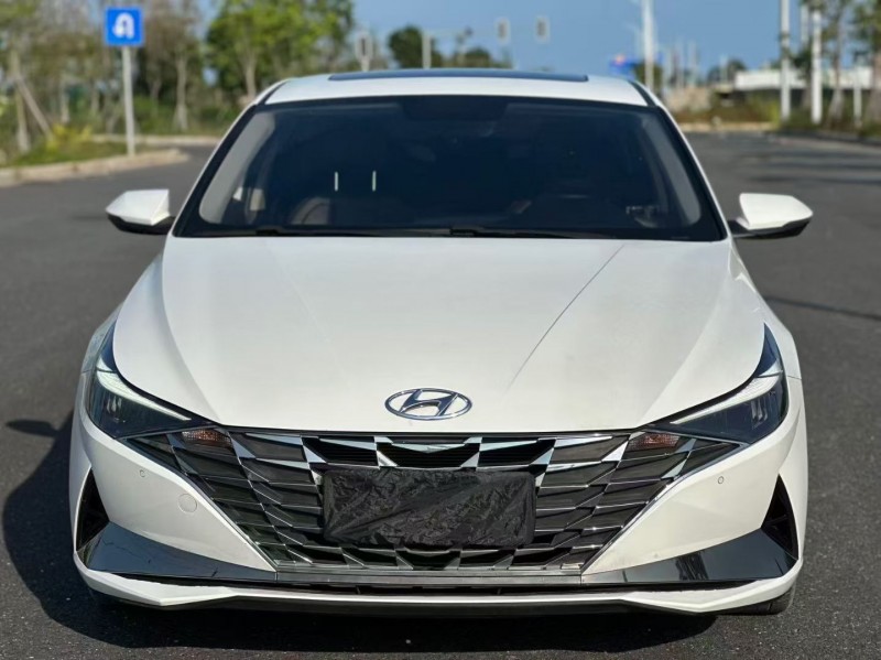 汕头21年现代伊兰特1