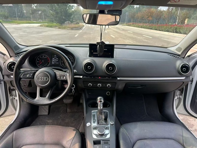 青岛18年奥迪A34