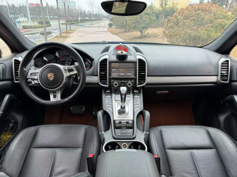 菏泽13年保时捷卡宴4