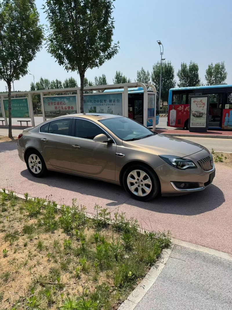 济宁17年别克君威3