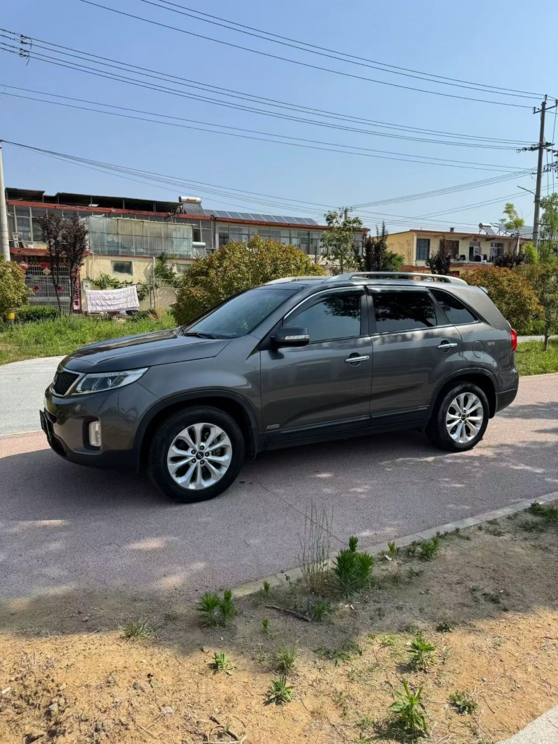 青岛14年起亚索兰托2