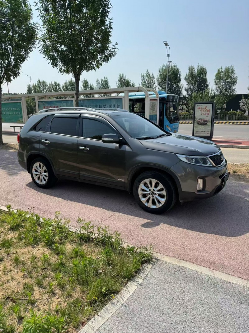 青岛14年起亚索兰托3