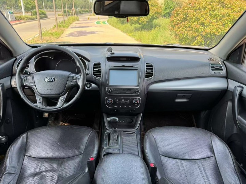 青岛14年起亚索兰托5