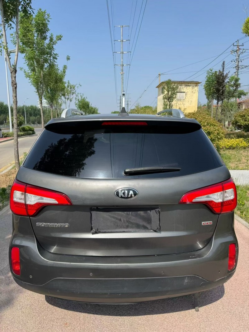 青岛14年起亚索兰托9