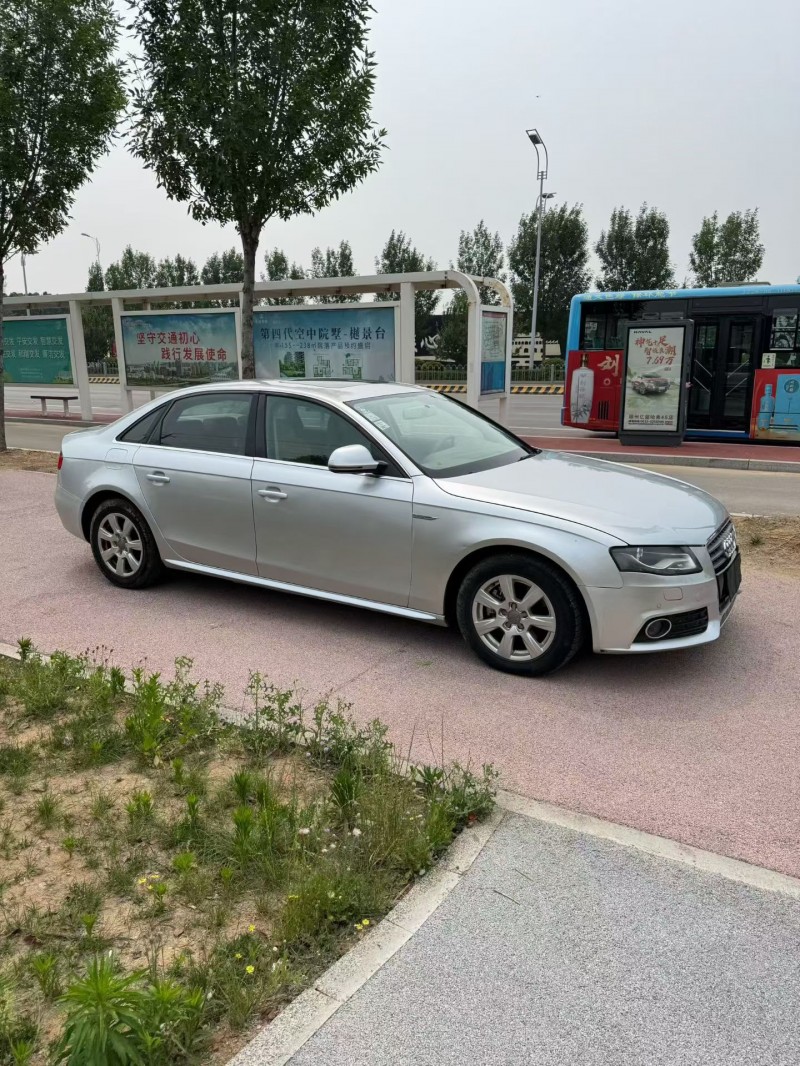 潍坊12年奥迪A4L2