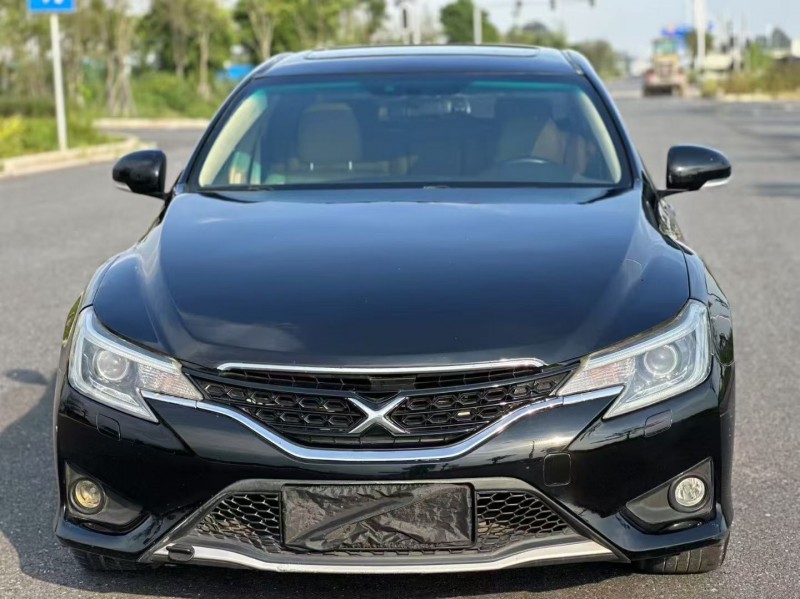 汕头13年丰田锐志1