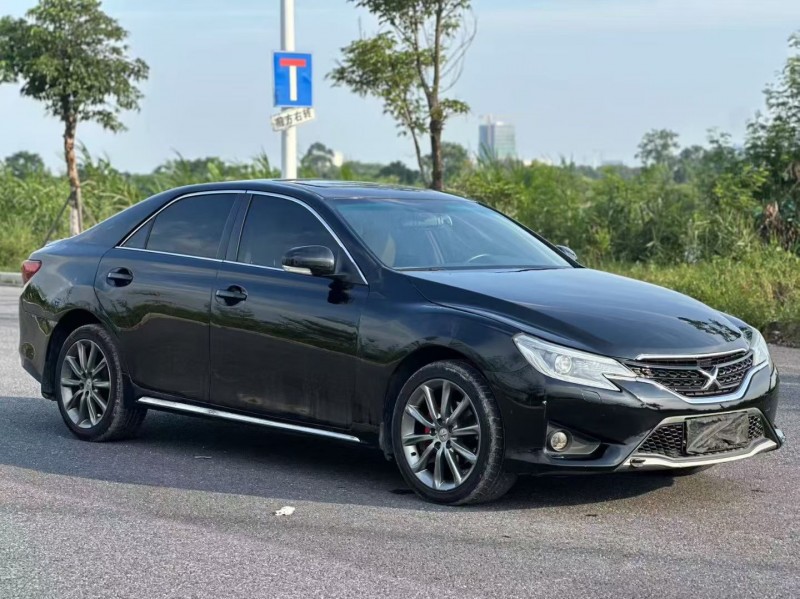 汕头13年丰田锐志2