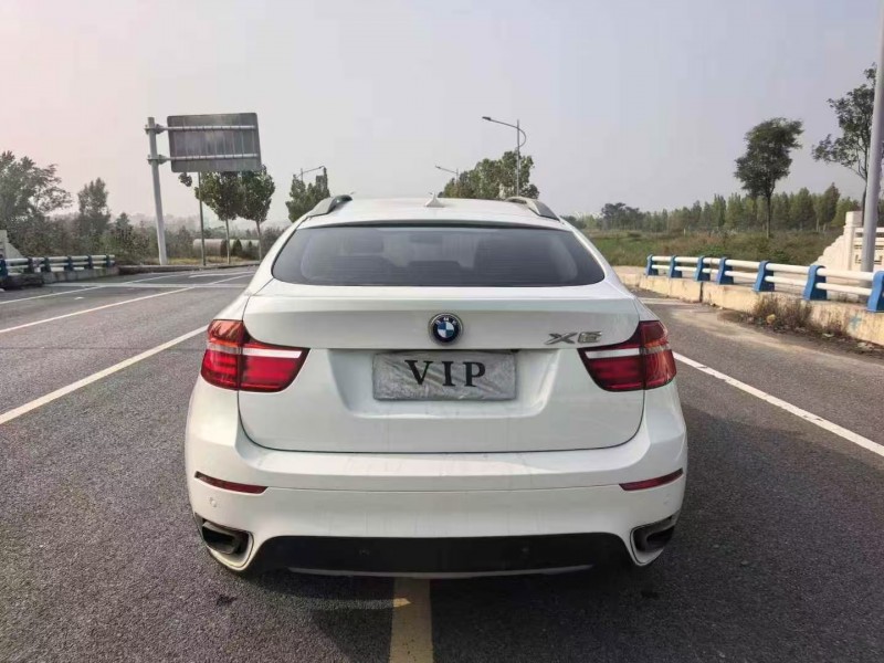 郑州14年宝马X69